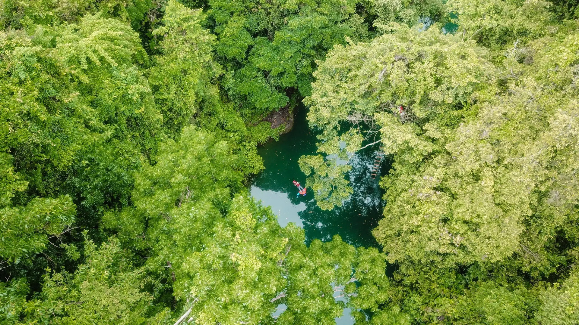 HAU Eco Lodges Citumang