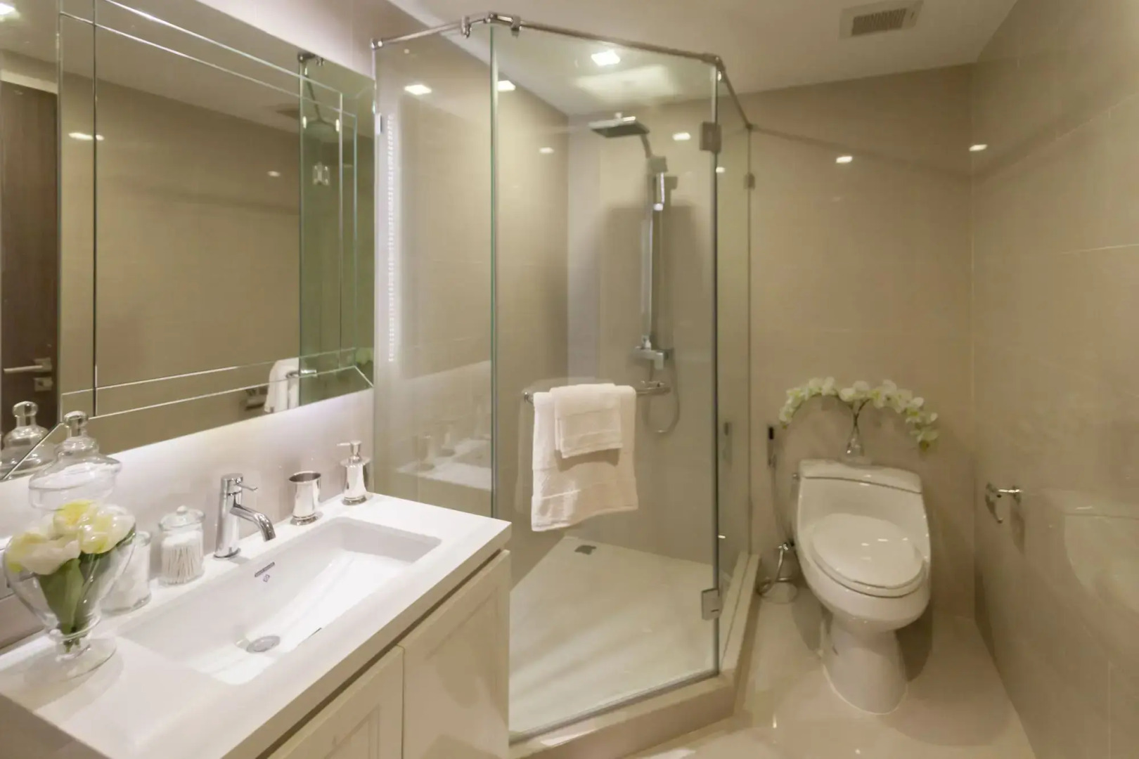 Hope Land Hotel Sukhumvit 8