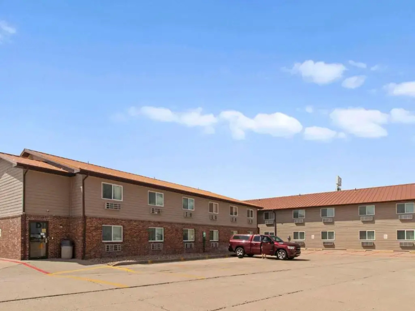 Super 8 By Wyndham Ogallala