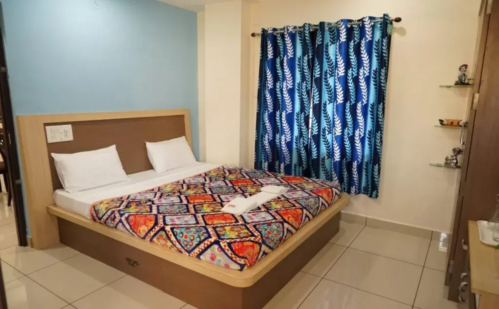 Sri Murugan Residency