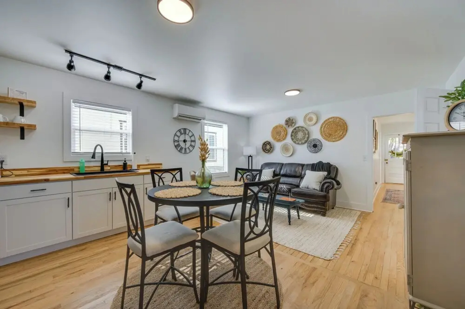 Walkable Milledgeville Cottage Near Andalusia Farm