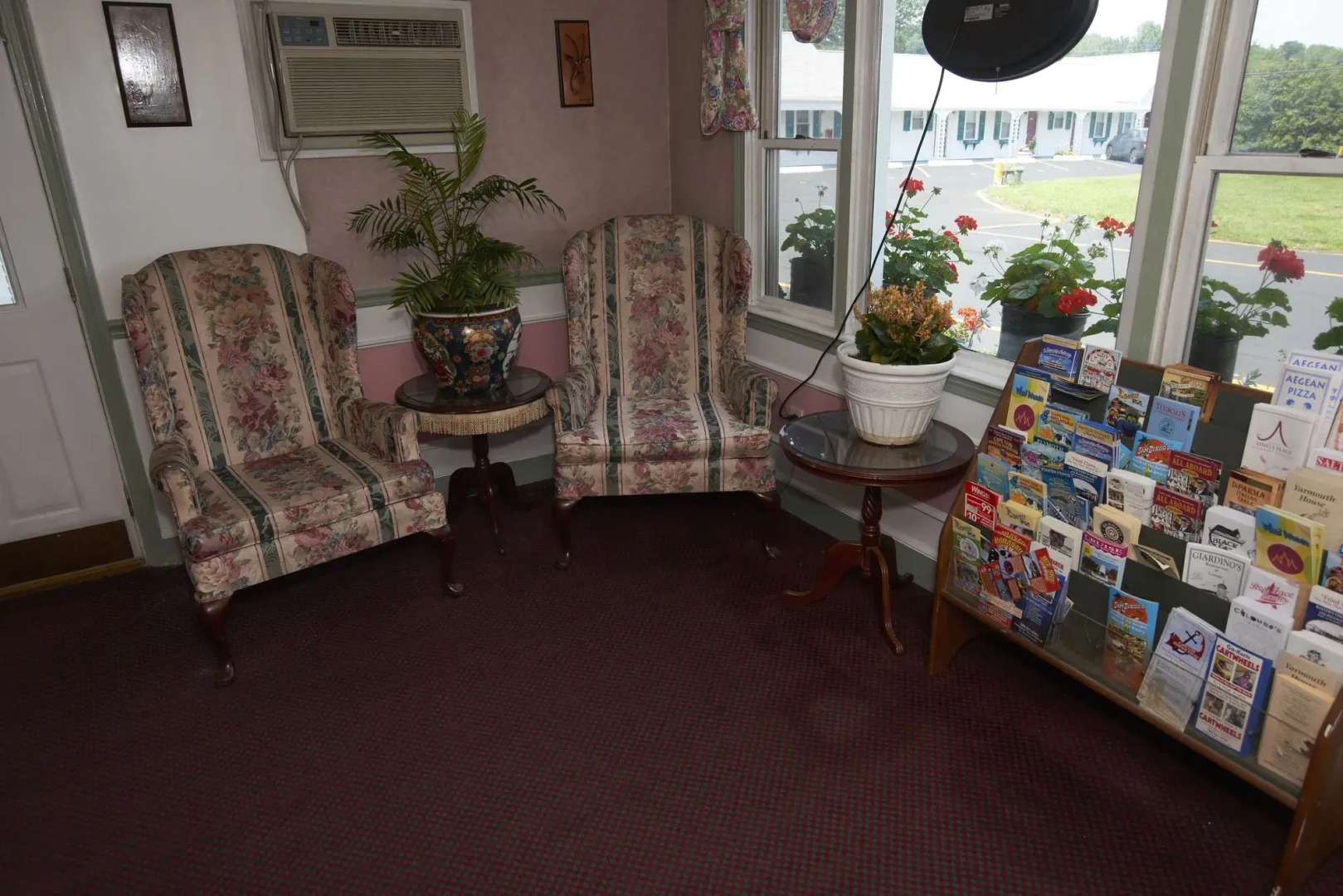 Knights Inn  Centerville MA