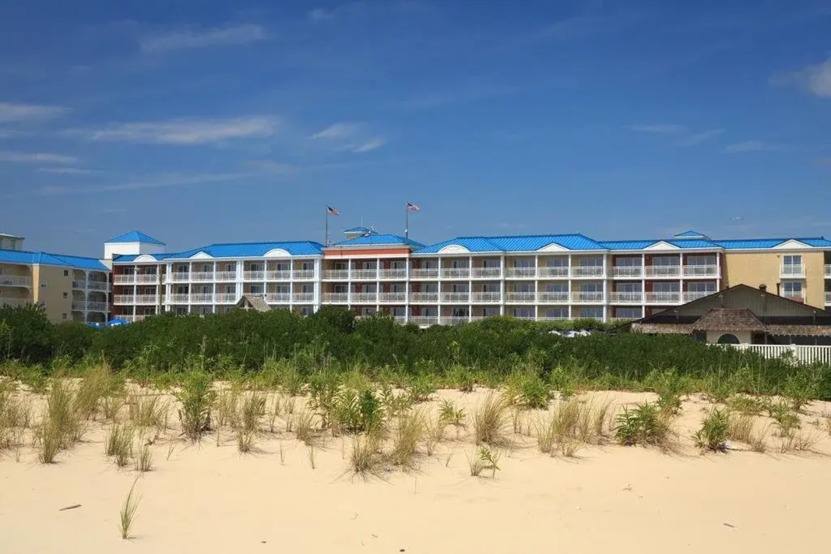 La Mer Beachfront Resort