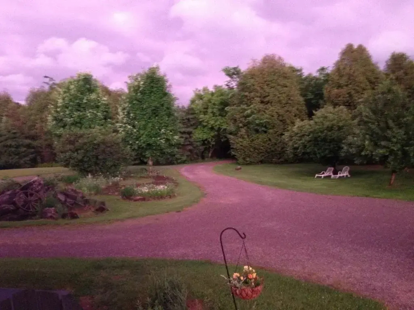 Thirteen Moons - Women's Wellness Retreat