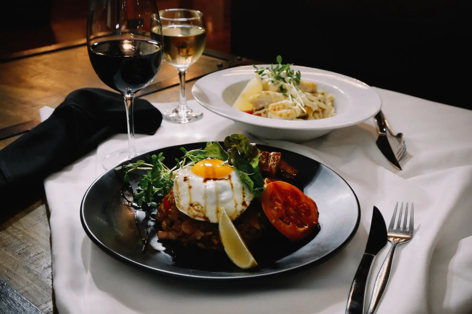 Mandala Ace Albany Hotel