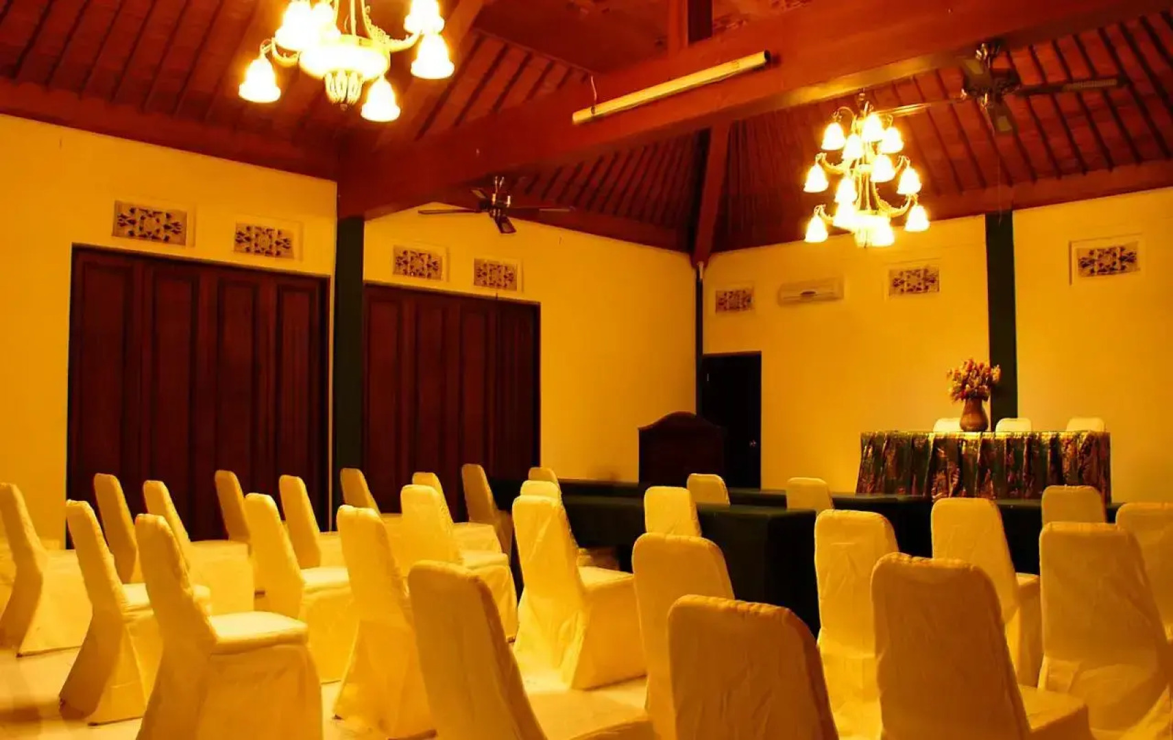 Klungkung Tower Hotel