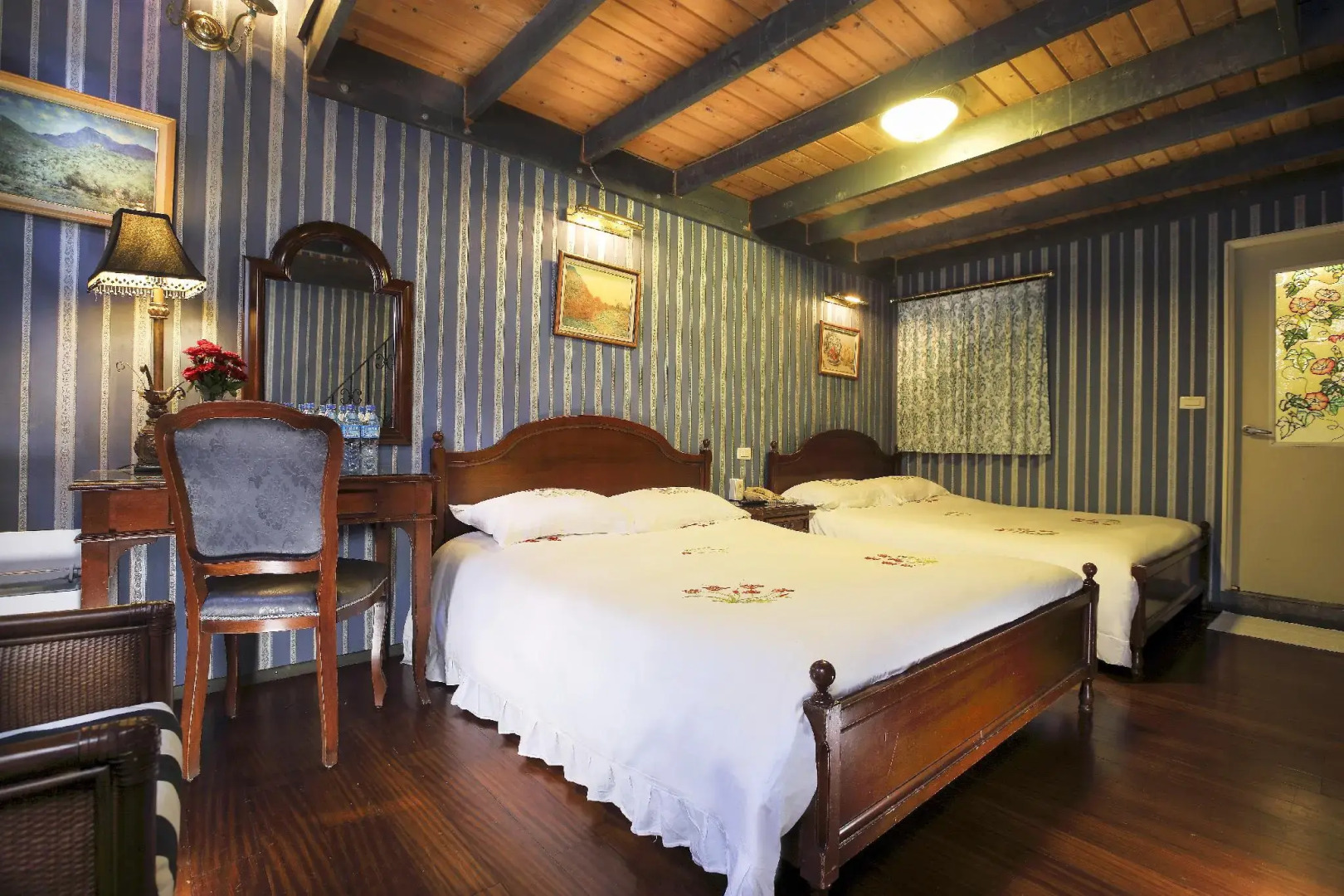 Cingjing Hanging Garden