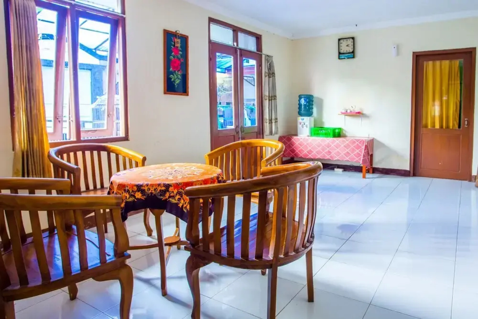 SPOT ON 2719 Homestay Rizqi Syariah - Hostel