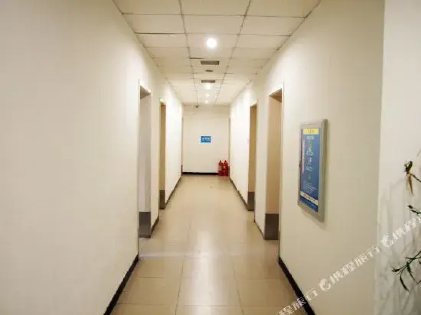 Sanhe Jieshen Business Hotel