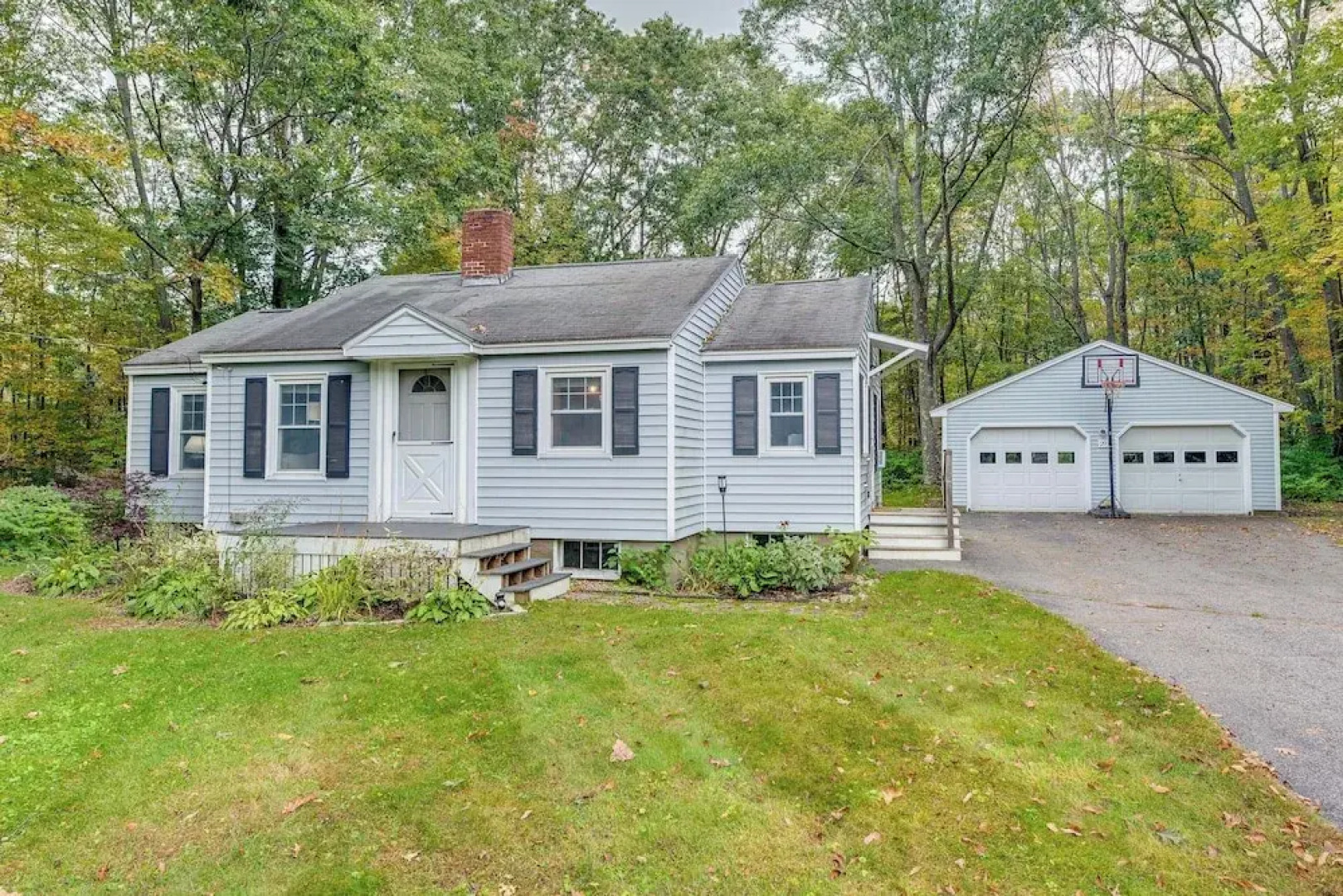 Near Beach: Coastal Maine Getaway w/ Yard