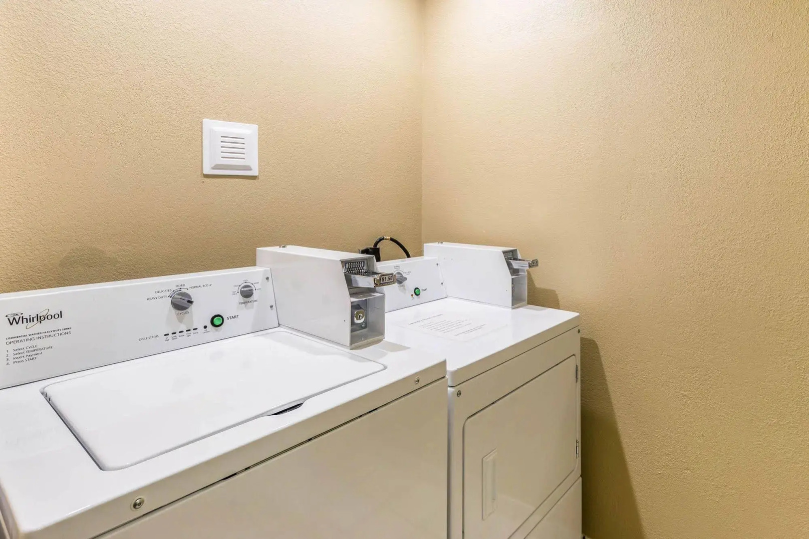 Quality Inn & Suites Hendersonville - Flat Rock