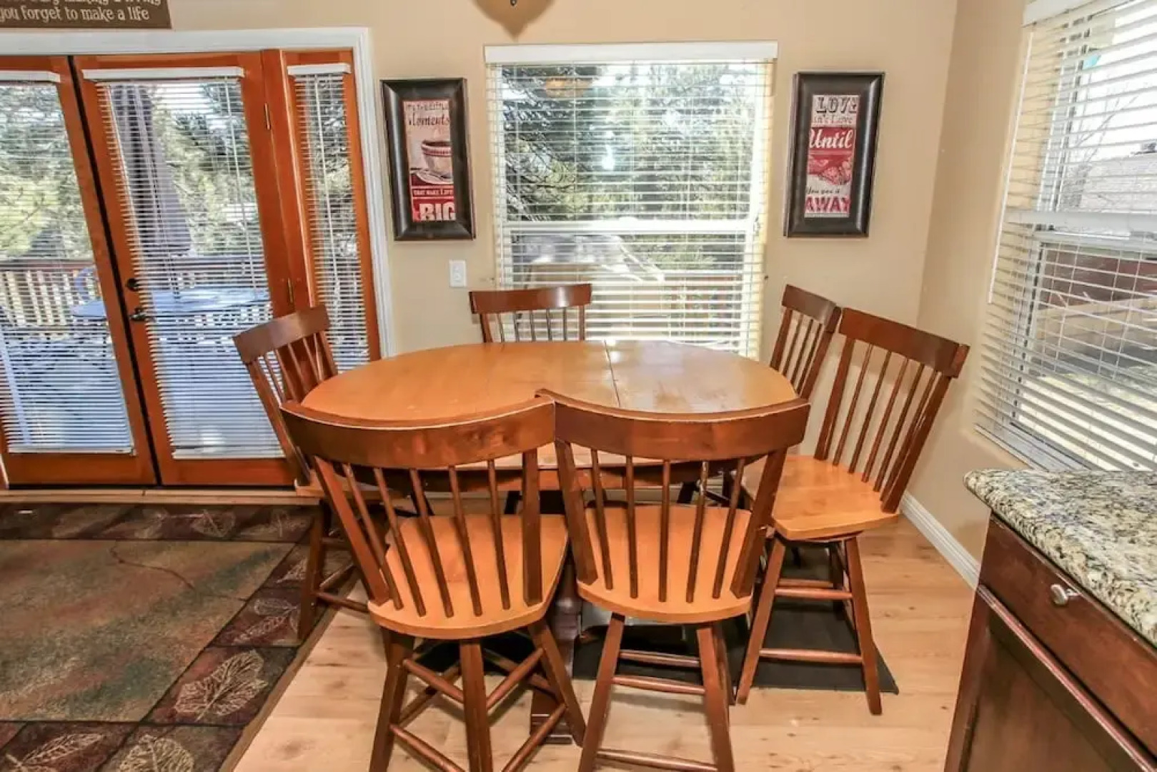 RedAwning "Cabin Big Bear" by the Lake