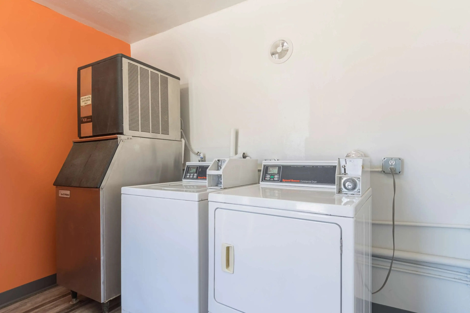 Motel 6 Barstow, CA - Route 66