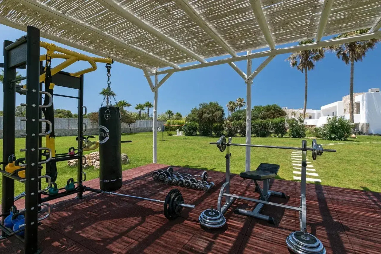 White Pearls Luxury Suites - Adults Only