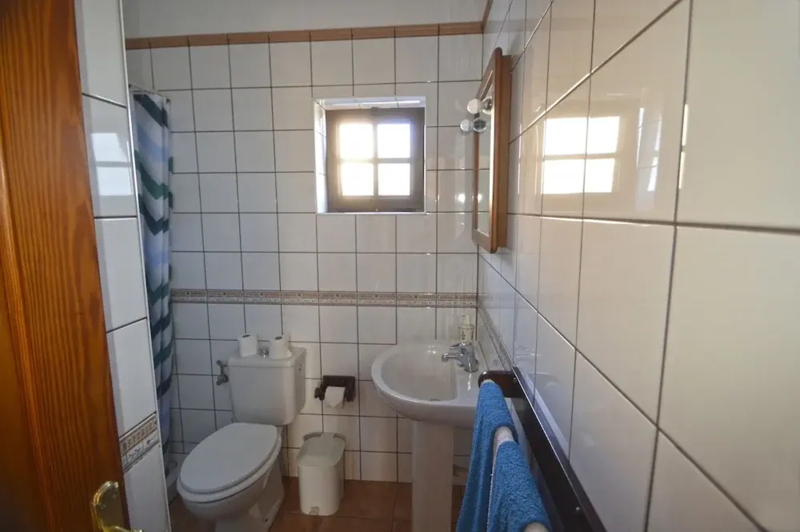 La Roseta by Isla Bonita