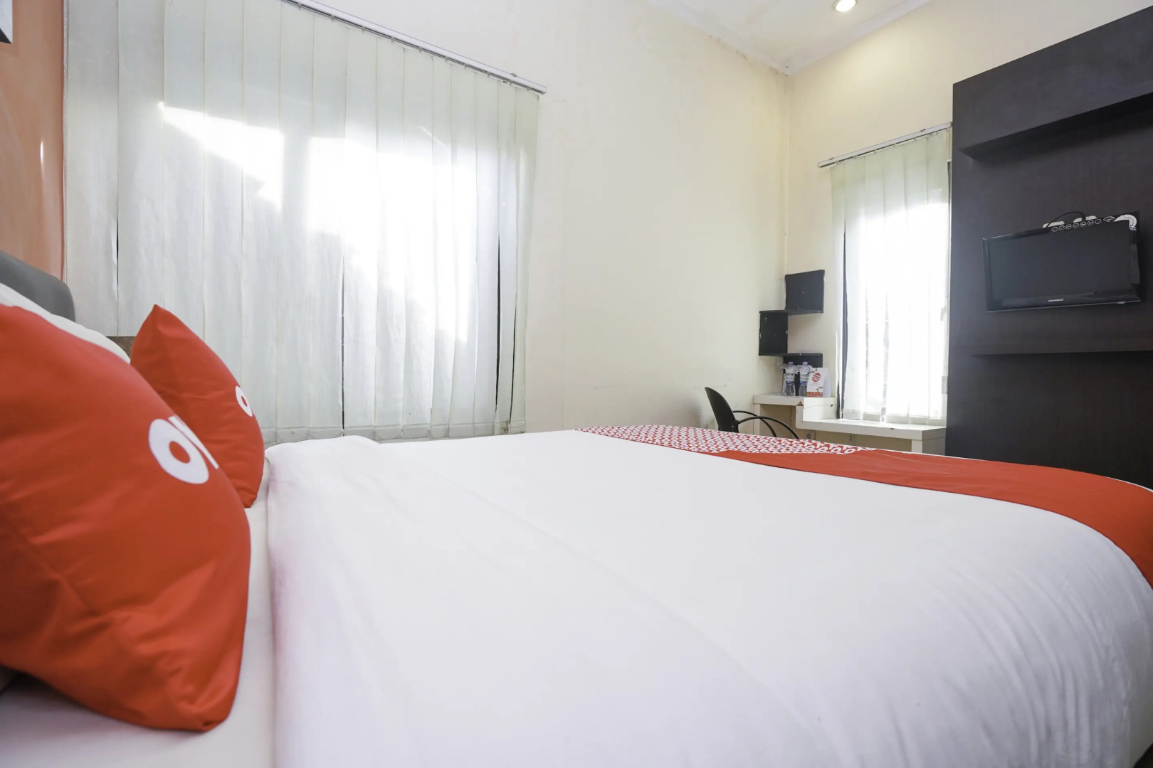 OYO 1956 Kana Family Residence