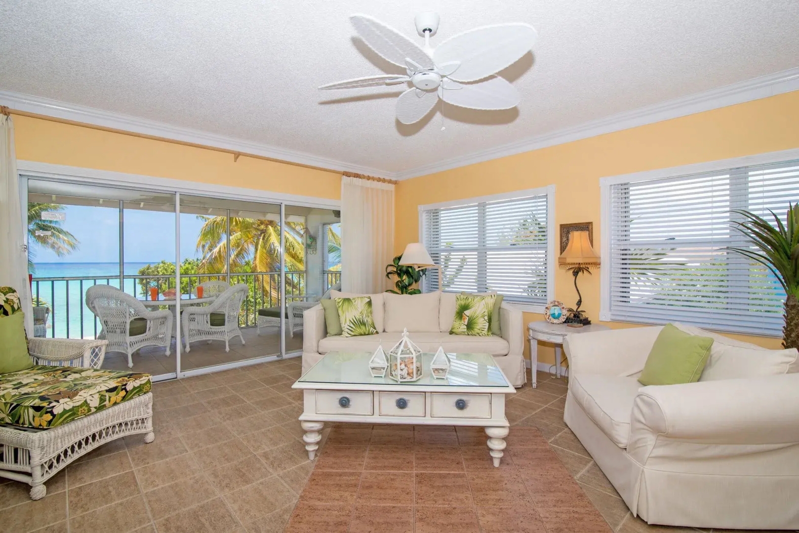 Aqua Bay Club Condos