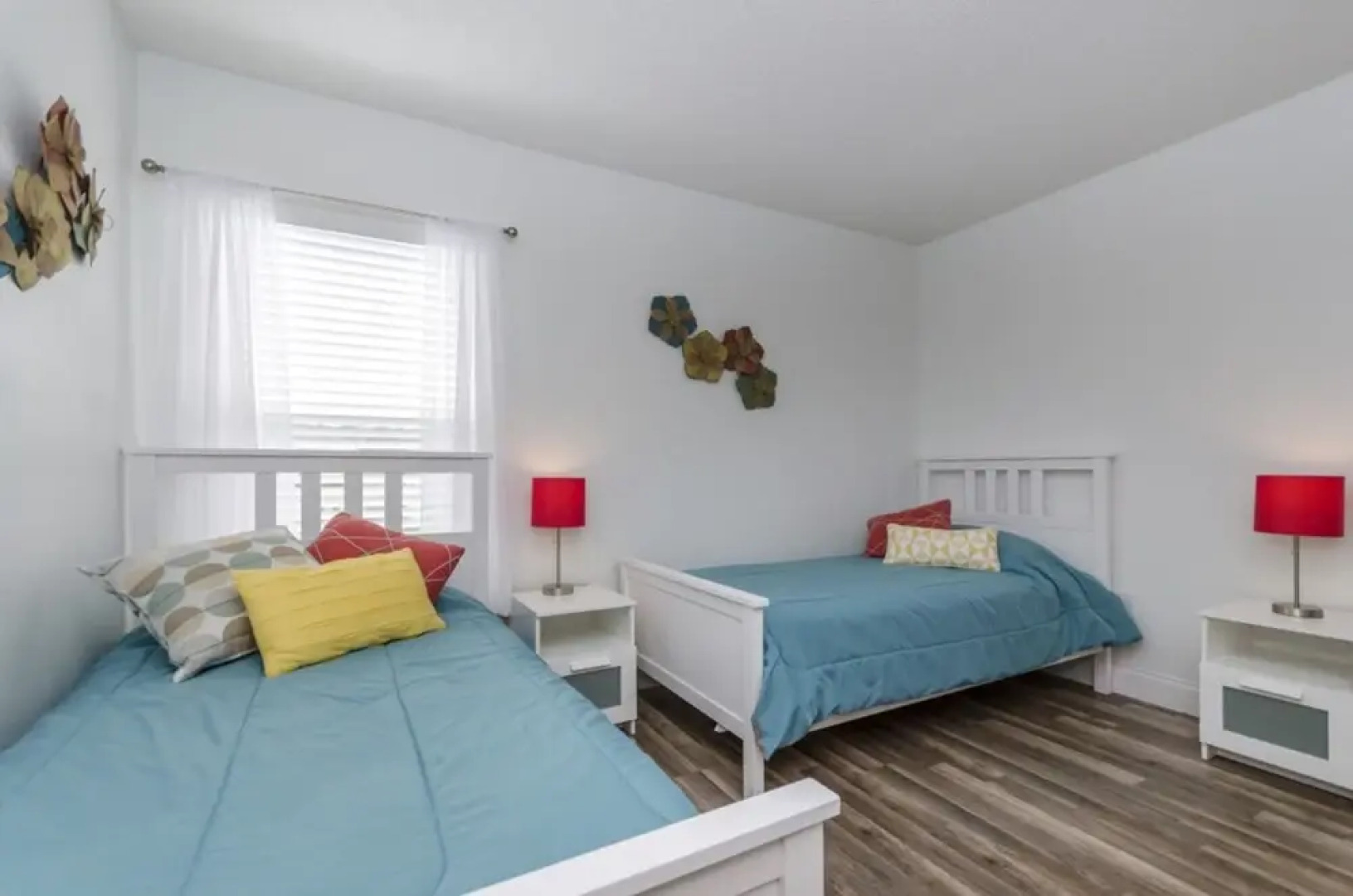 Pool Nature Trail Theme Parks 4 Br Home by RedAwning