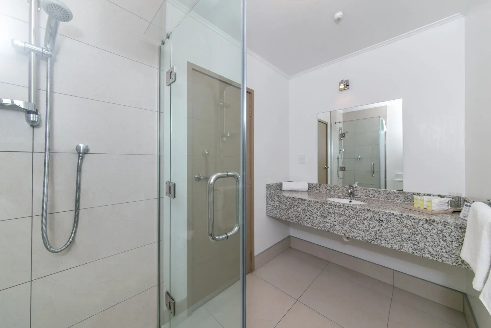 Airport Gateway Hotel