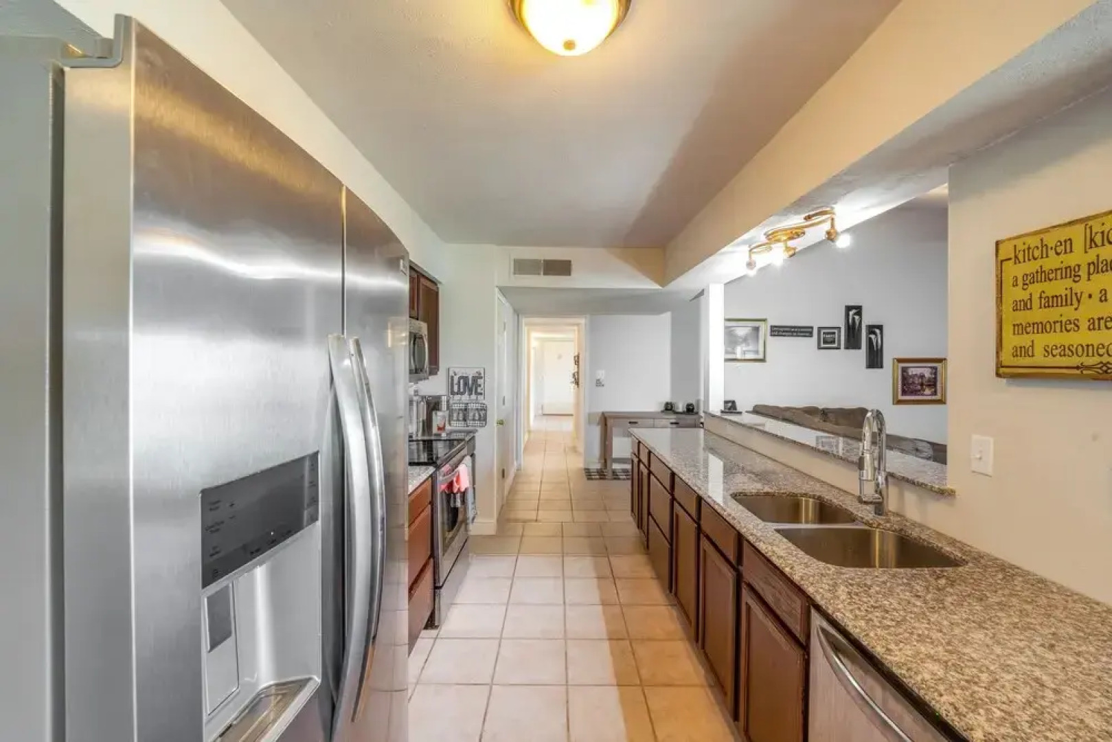 < 1 Mi to Lake Ray Hubbard: Home w/ Patio!