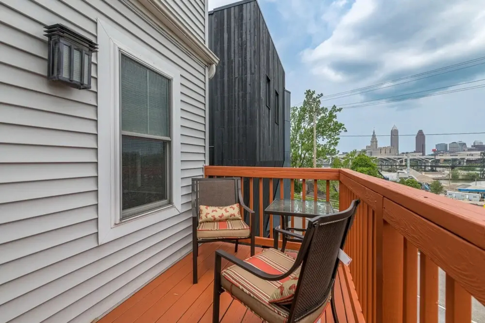 Central Cleveland Gem W/ Direct Skyline View! 2 Bedroom Home by Redawning