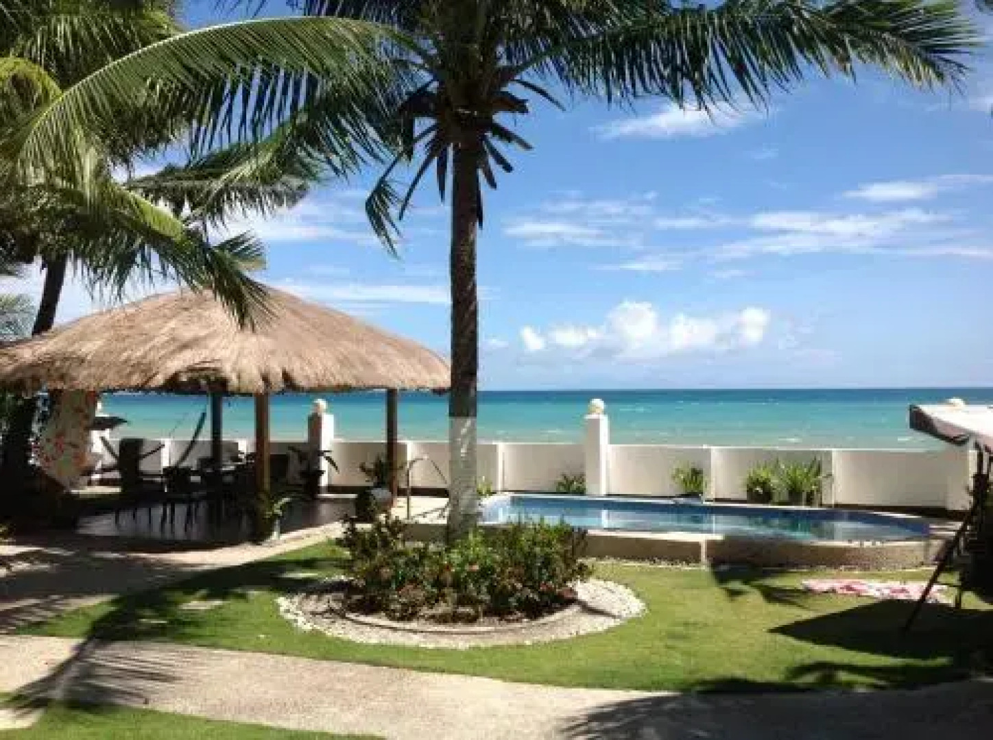 Bamboo Beachhouse Guesthouse