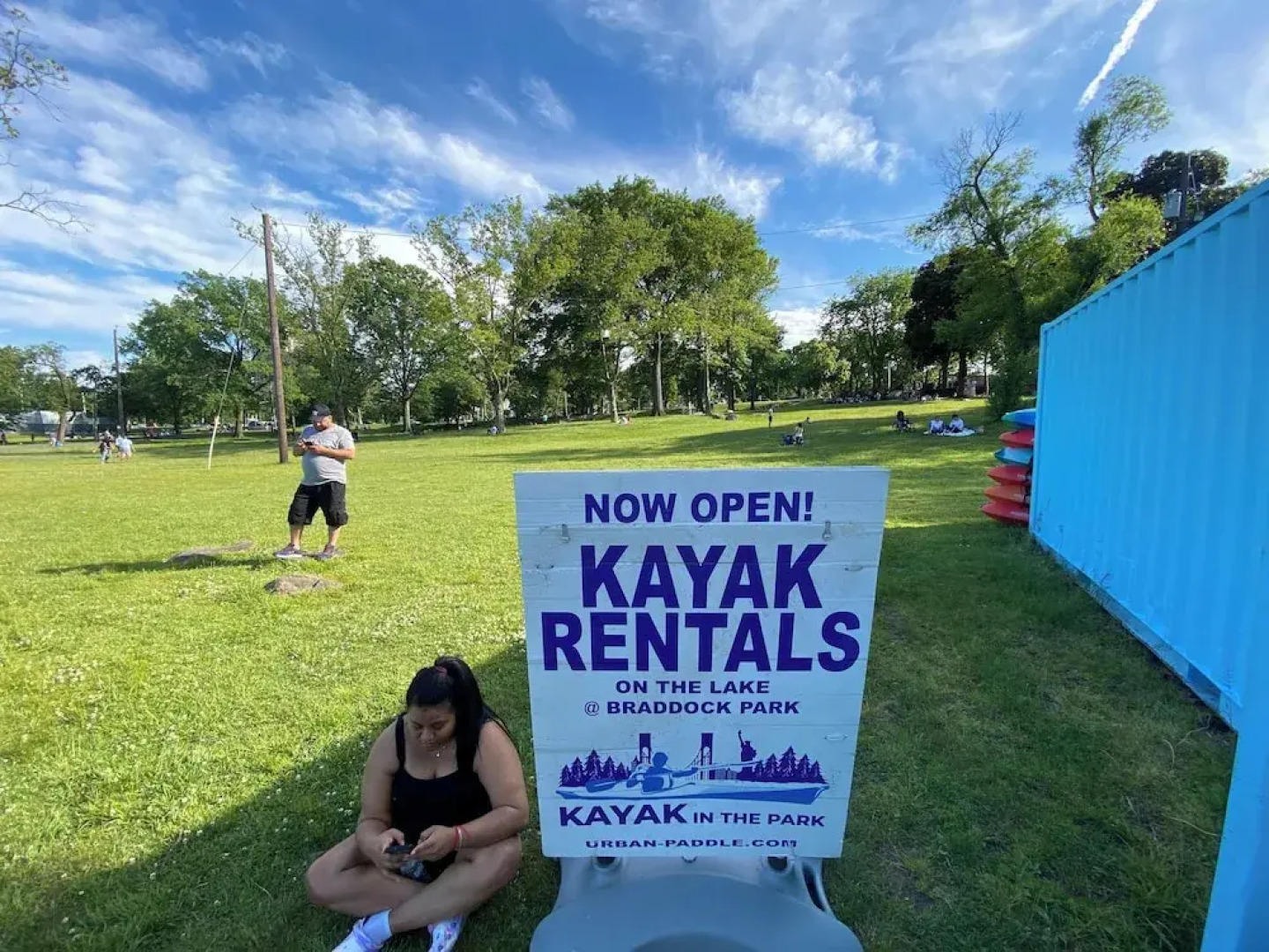 Charming 2 Bedrooms apt One Step to NYC