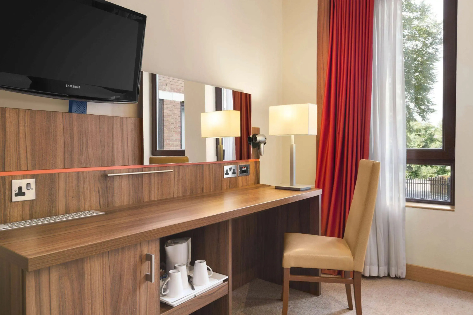 Ramada Hounslow - Heathrow East