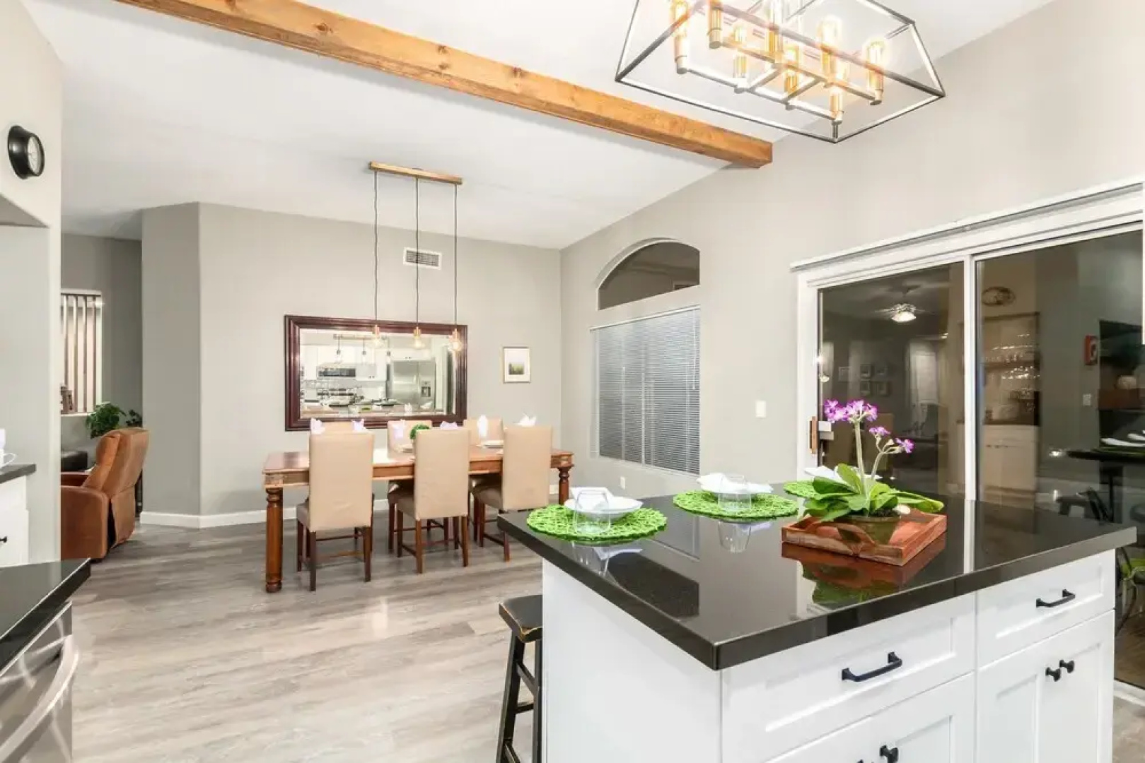 Ivanhoe Gilbert 3 Bedroom Home by RedAwning