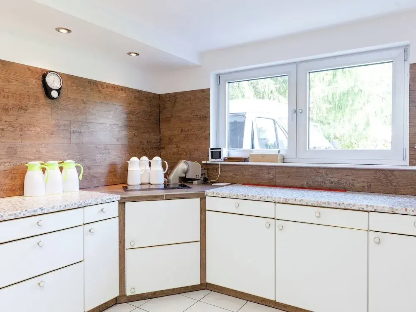 Spacious Holiday Home in Hulsa with Private Garden