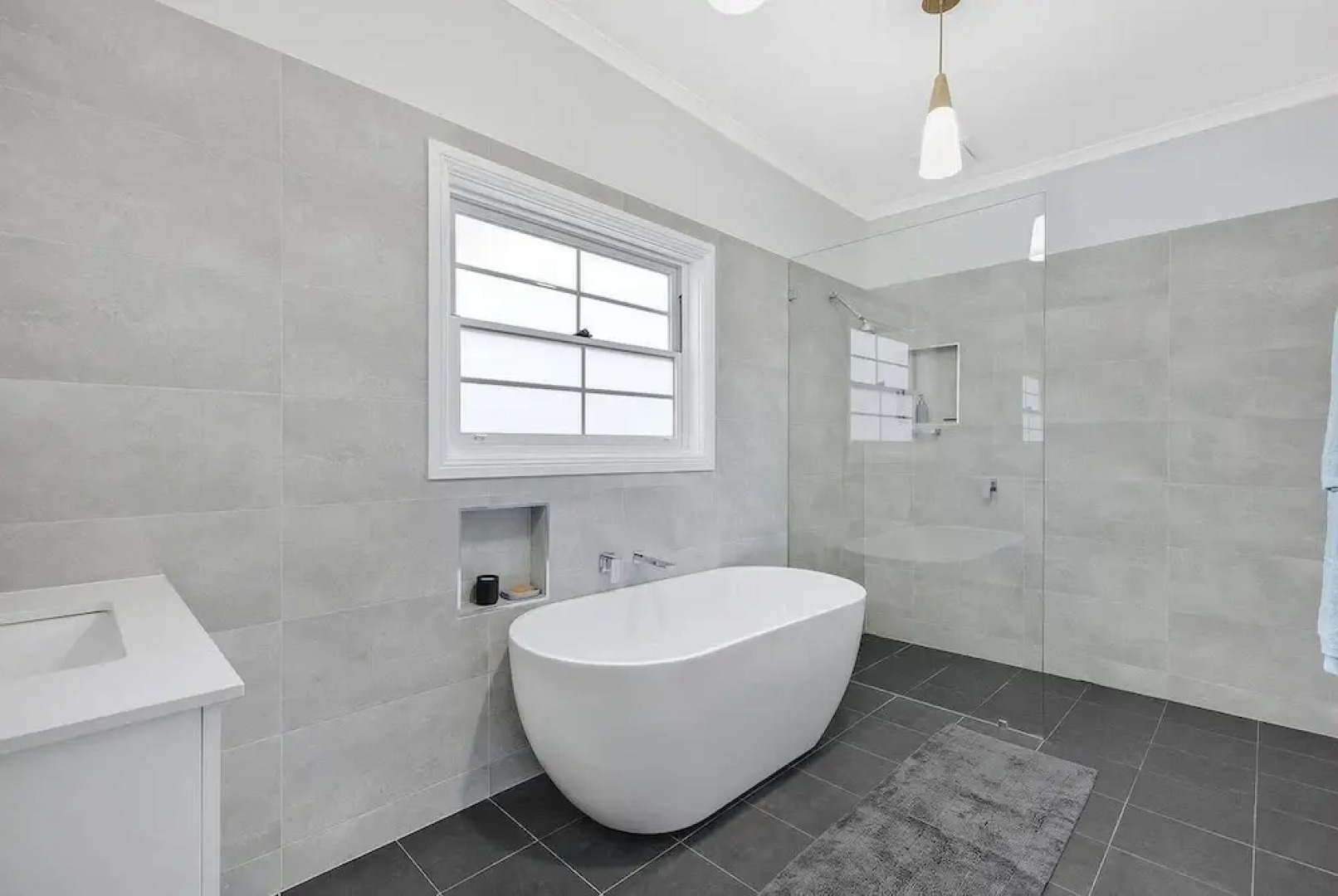 Waterview Beach House