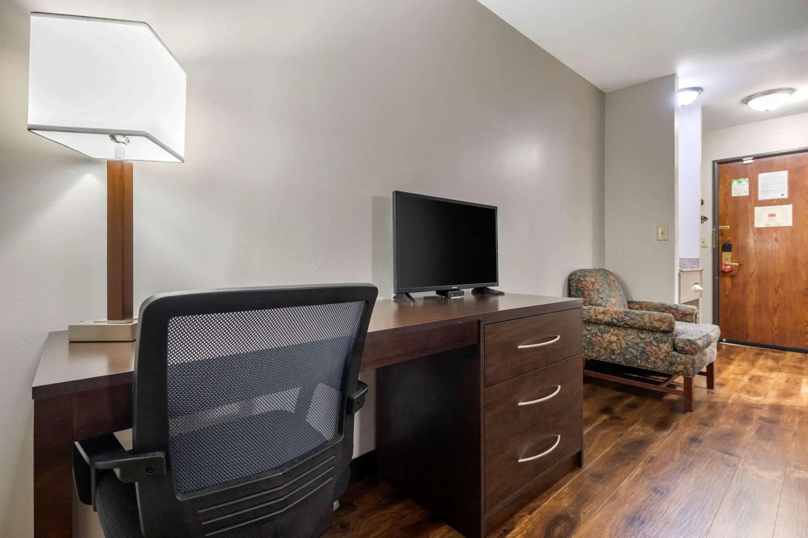 Econo Lodge Milwaukee Airport