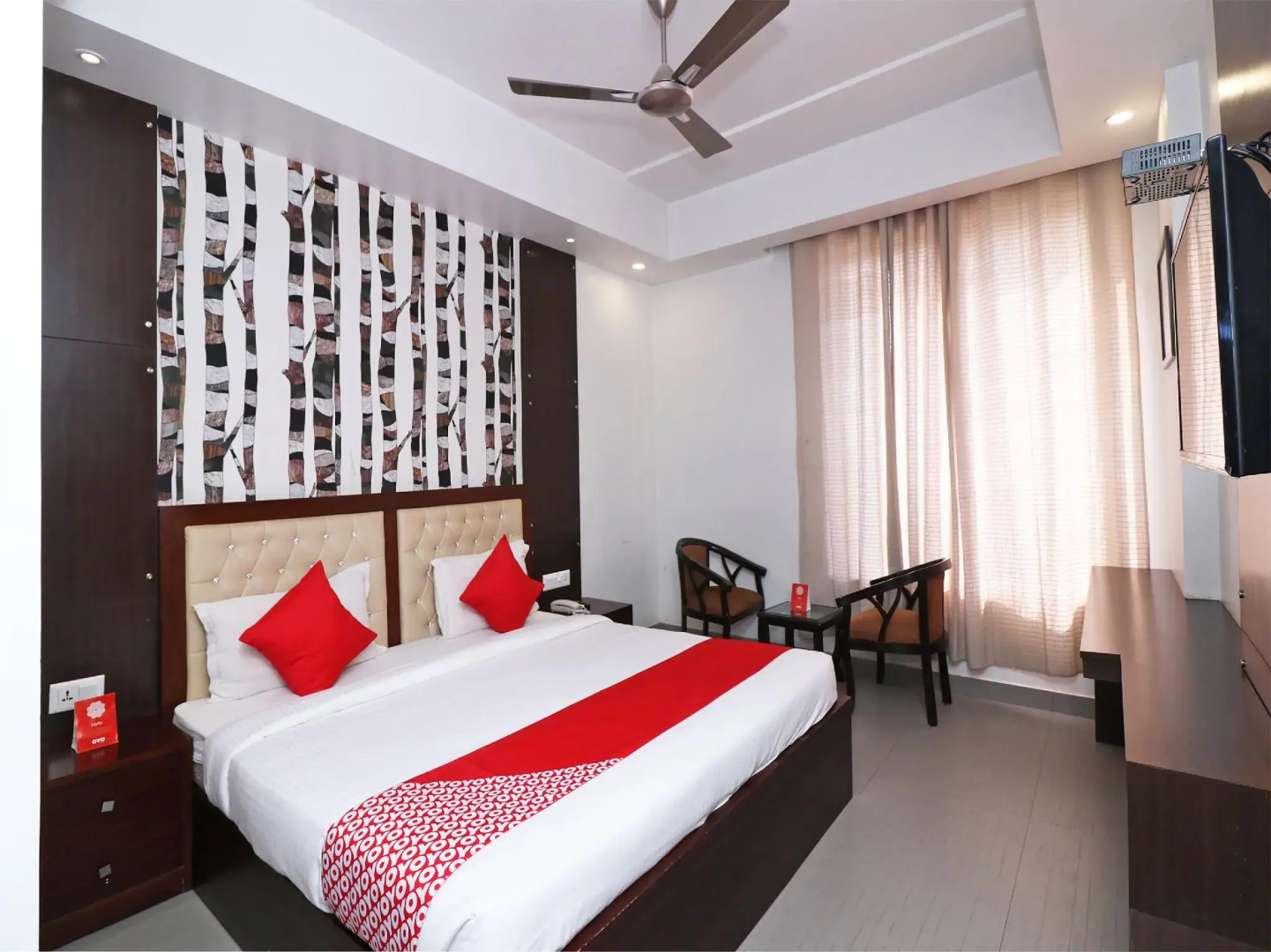 Capital O 18443 Hotel Nano