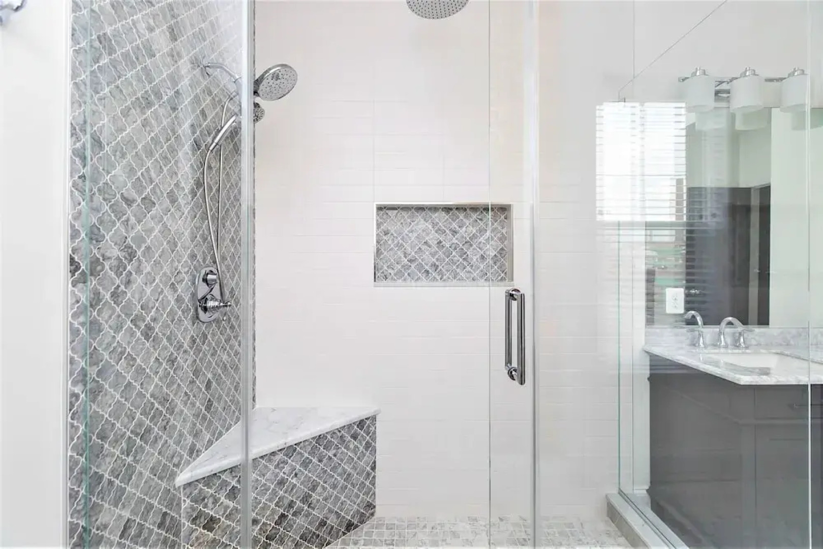 !new! Luxury Home Near Harbor W/rooftop Deck