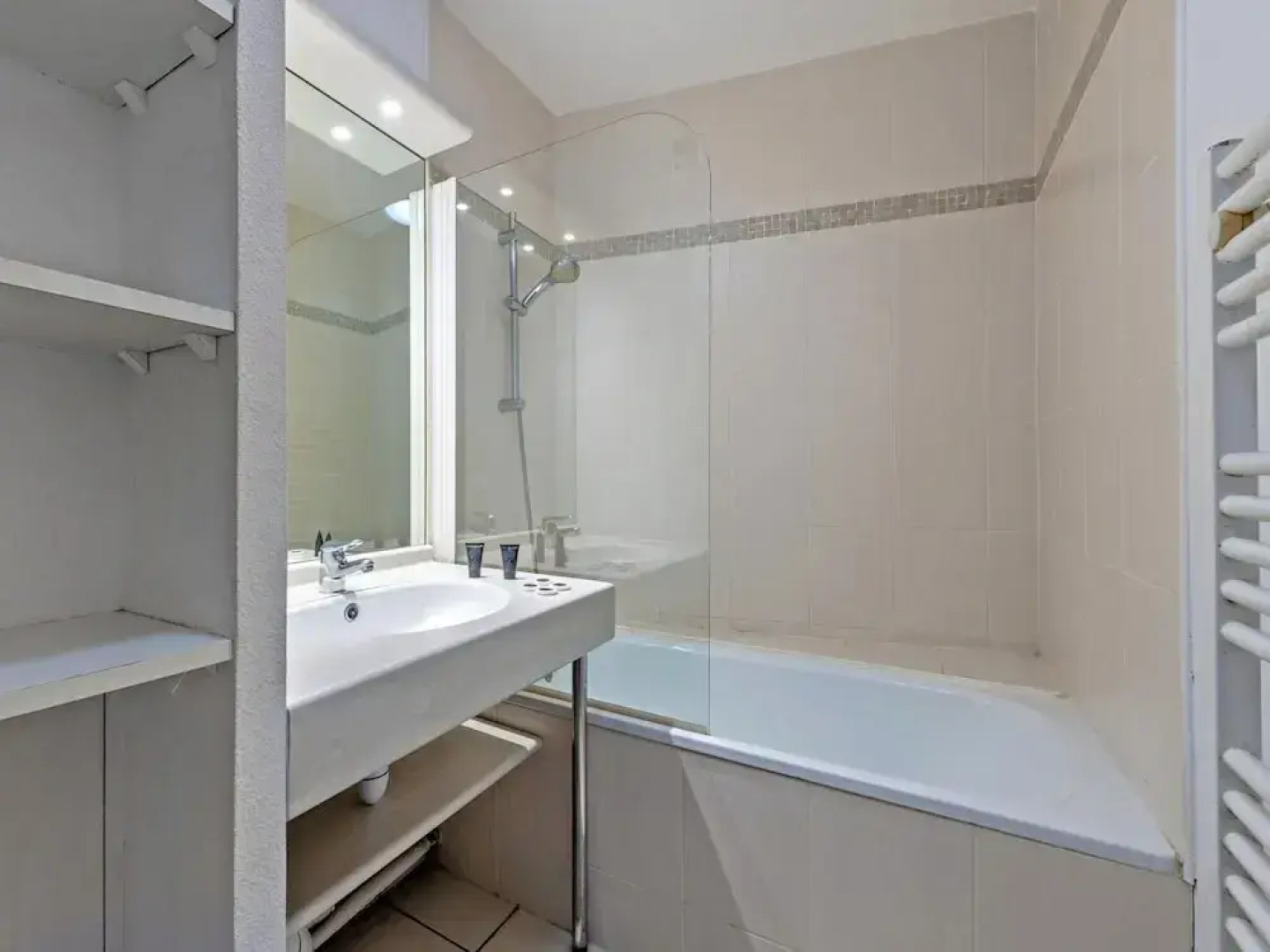 Apartment in France With Balcony & Parking