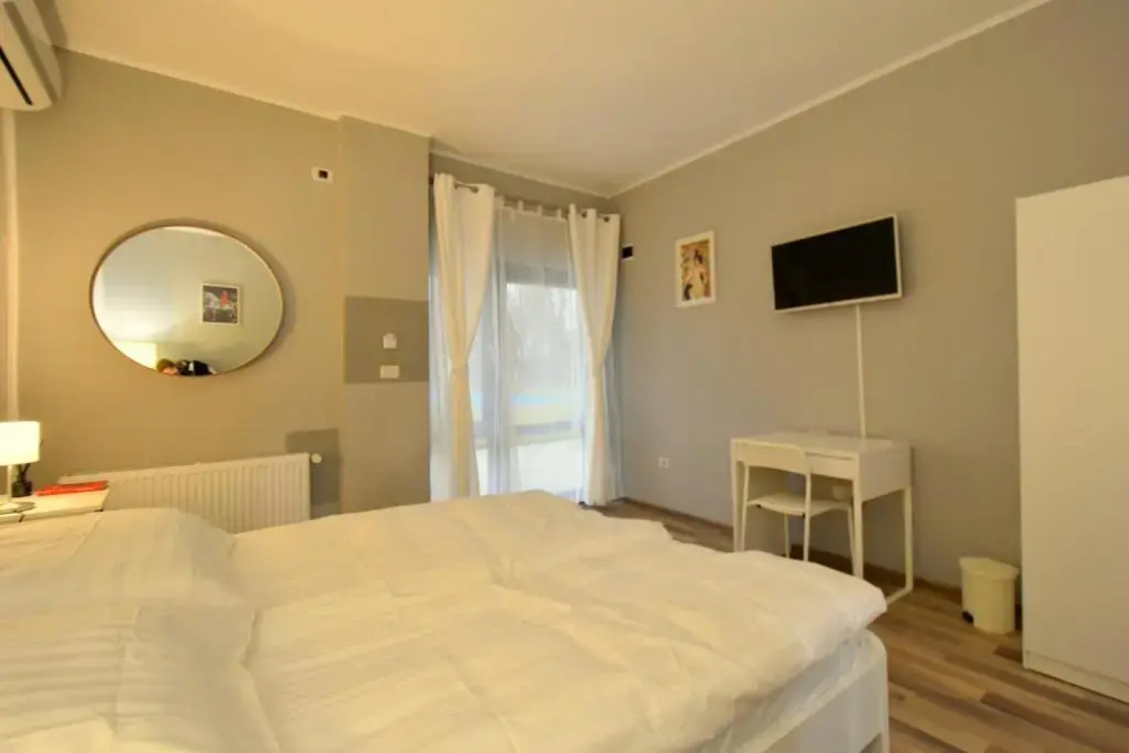 Neferprod Apartments - IS - CAM 04