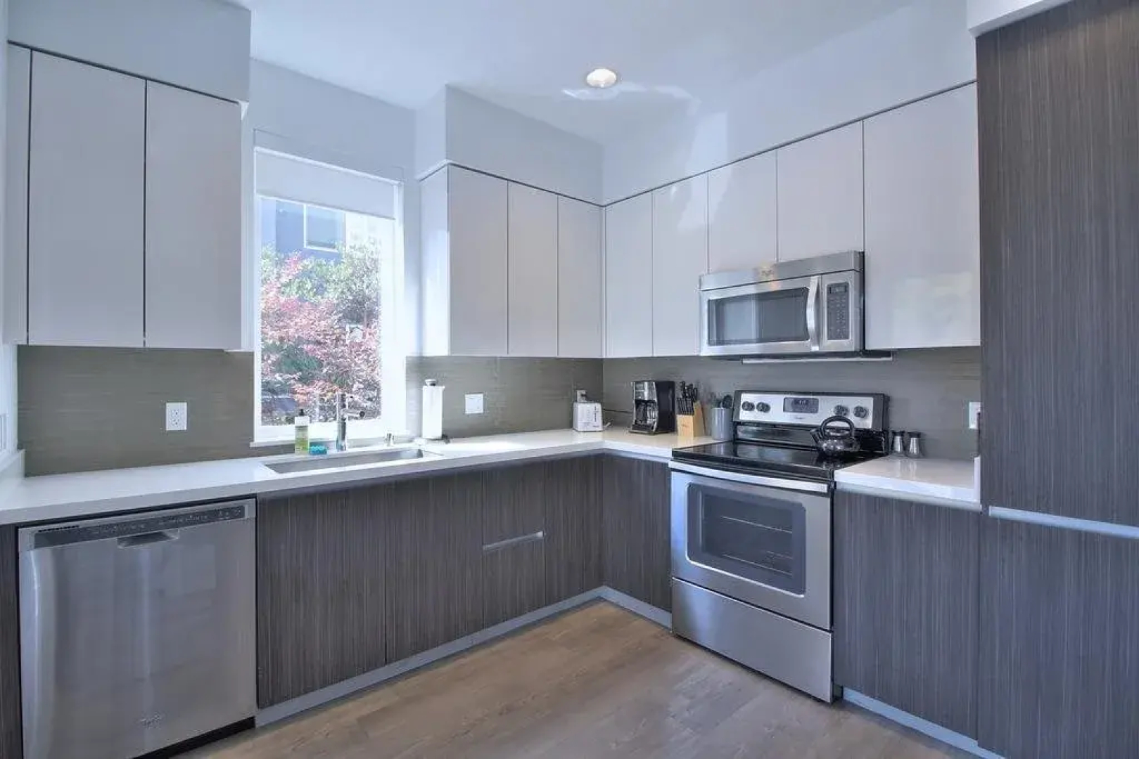 Urban Flat Apartments @ North San Jose