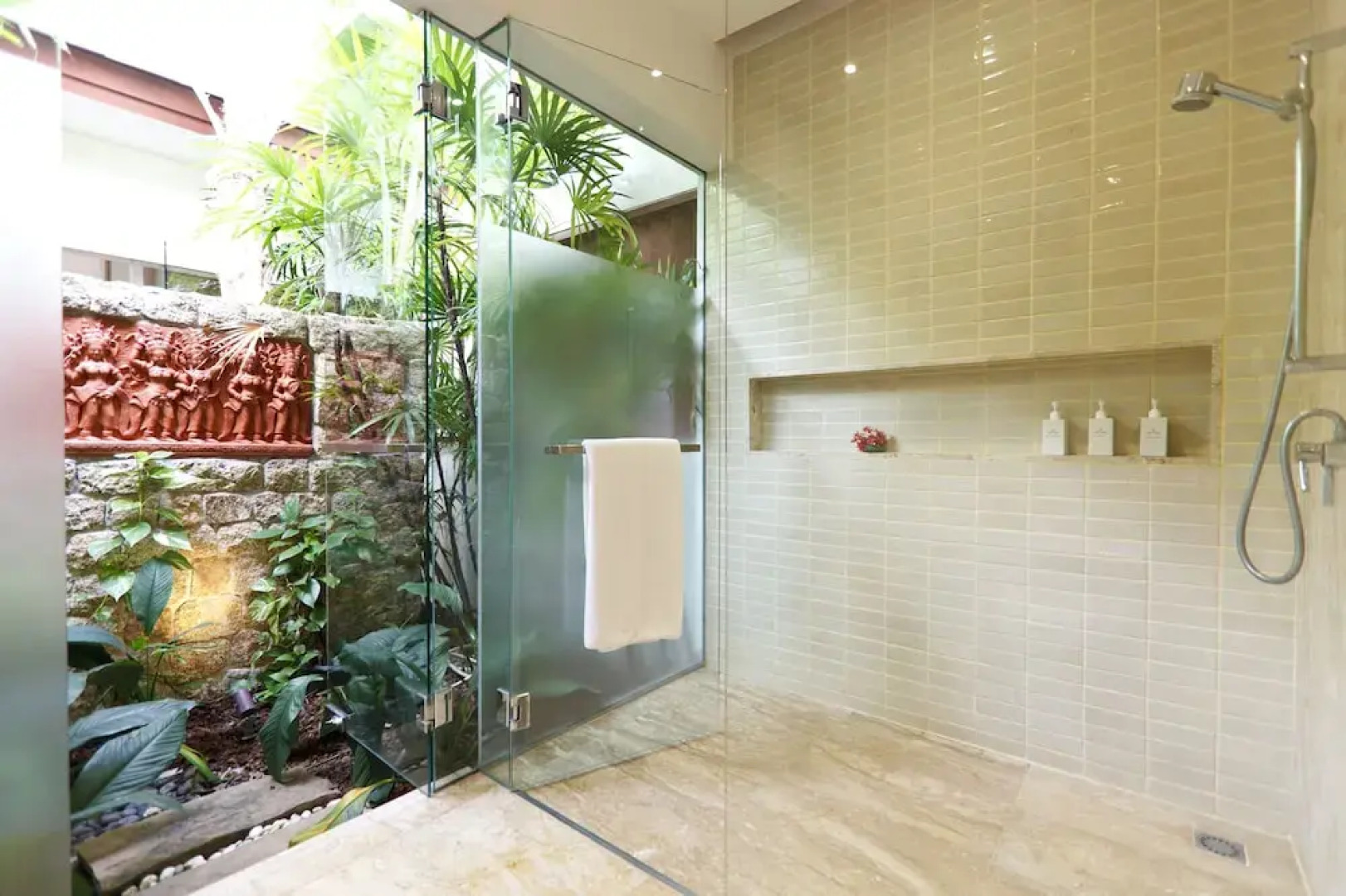 Miskawaan Villa Acacia