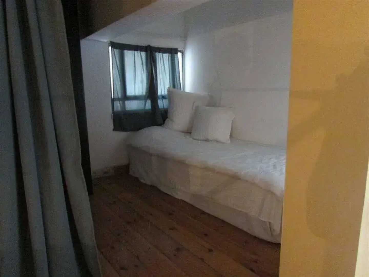 Nina Cafe Suites Hotel