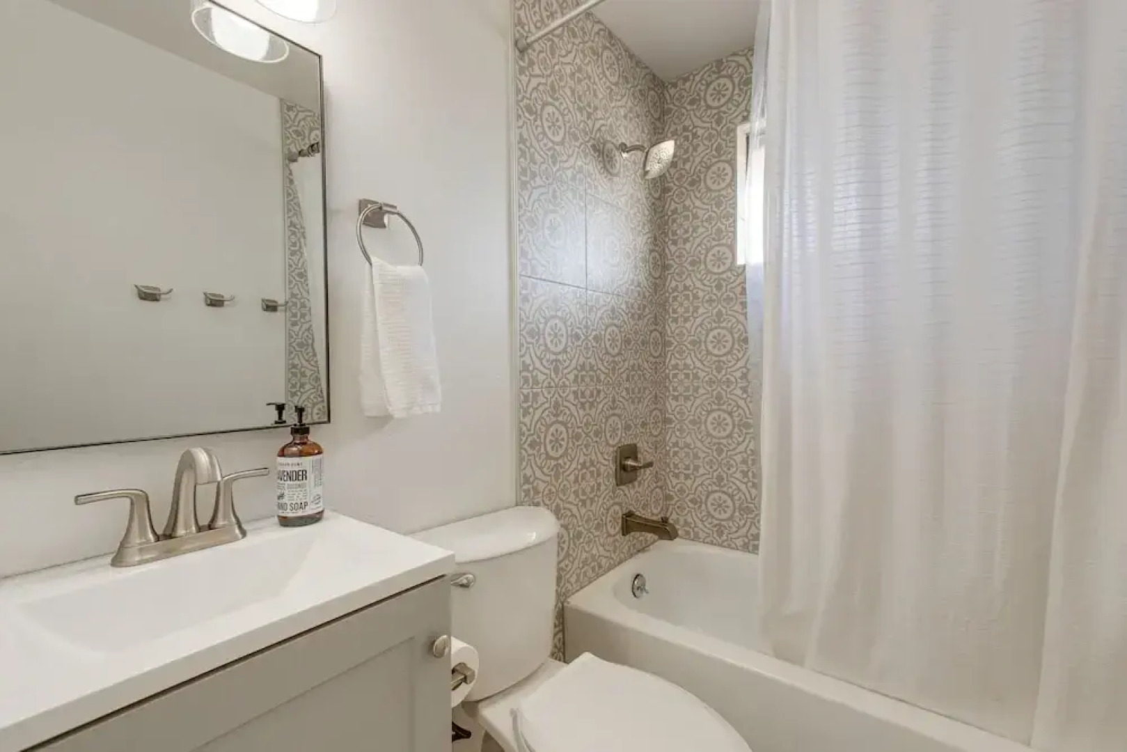 12 Mi to Red Rocks: Pet-friendly Arvada Home!