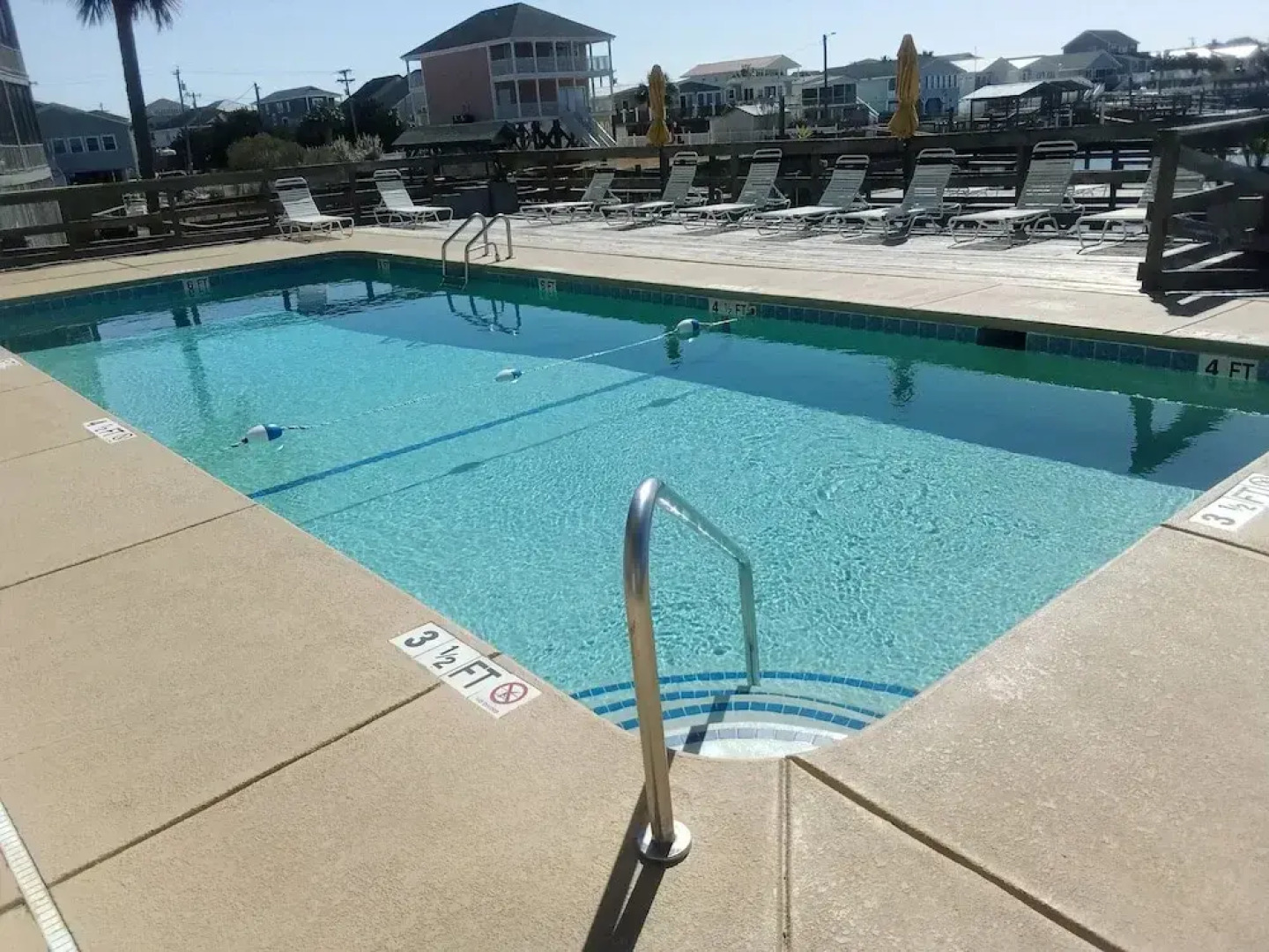 Taranova at Seawatch Inn