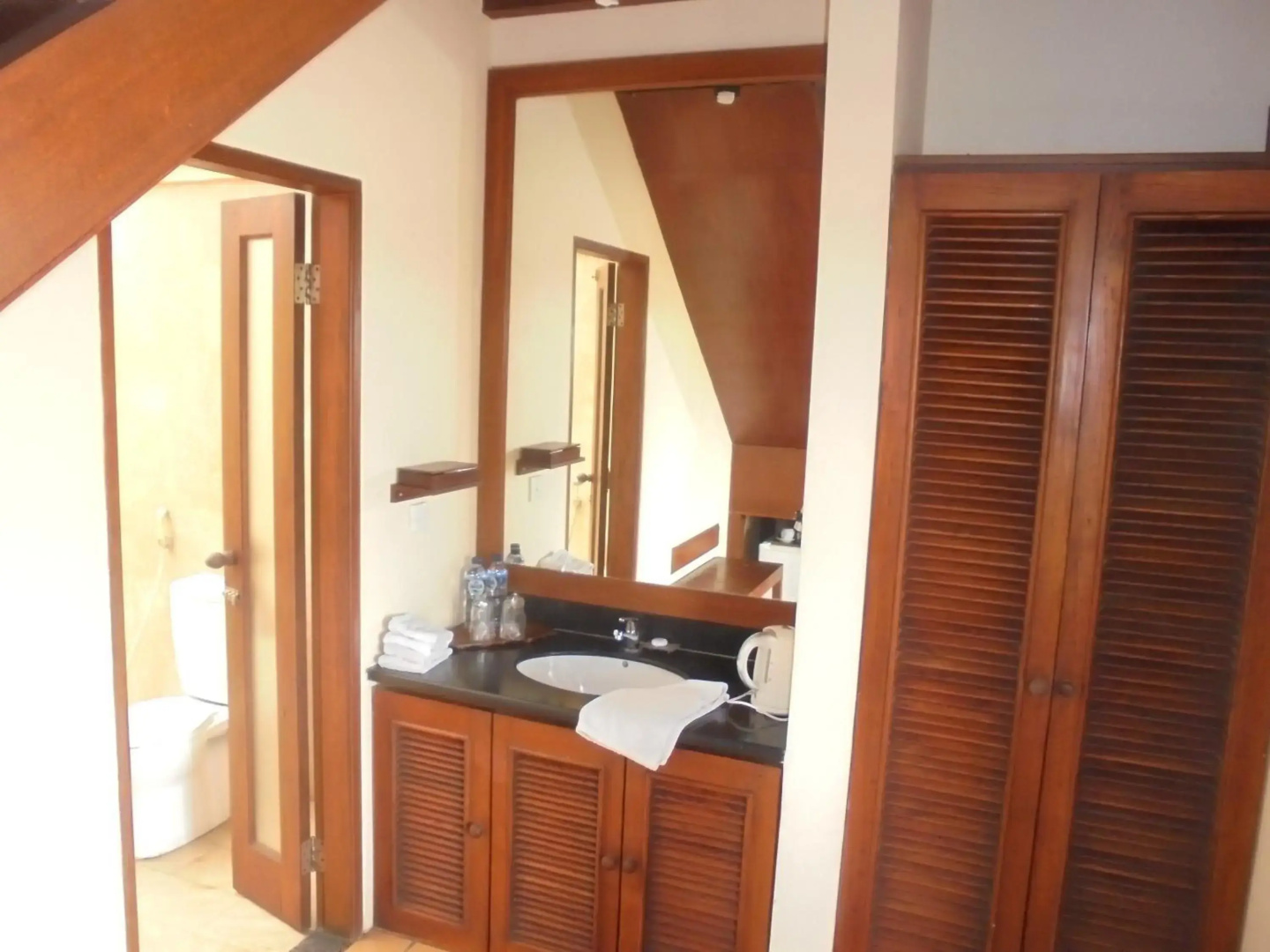 Lunara Home Living by Daphna Management