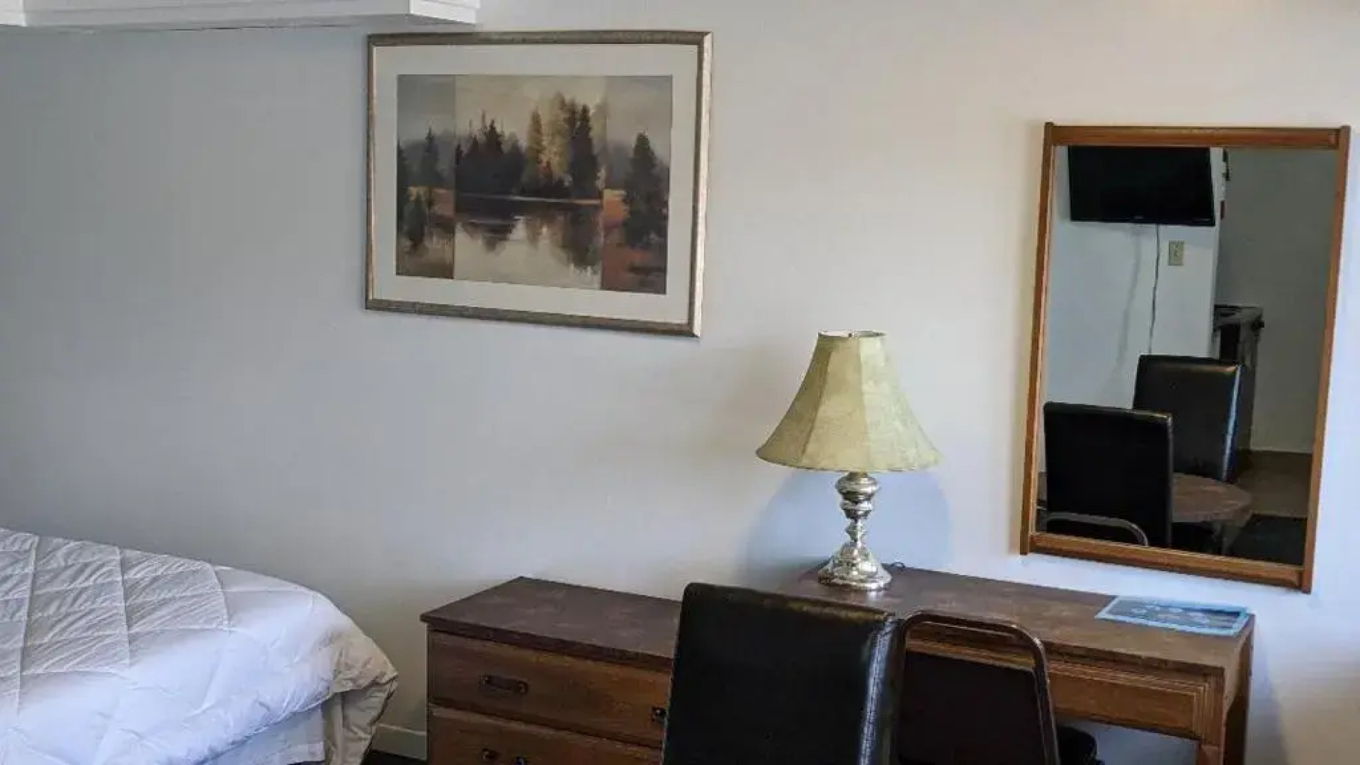 Valois Restaurant & Motel