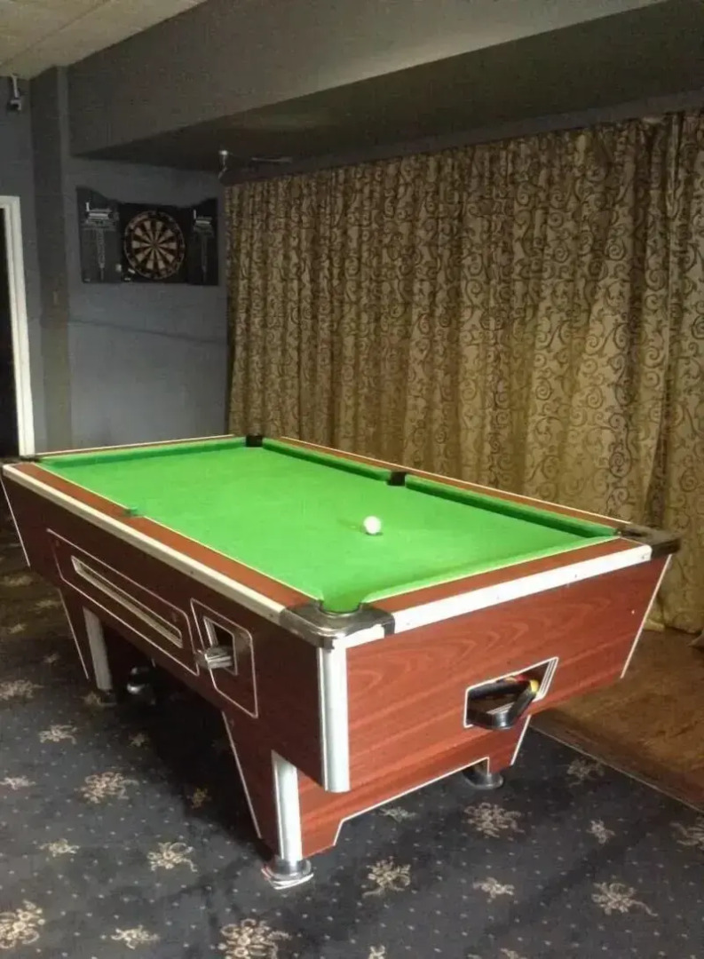 The Bear on the Square