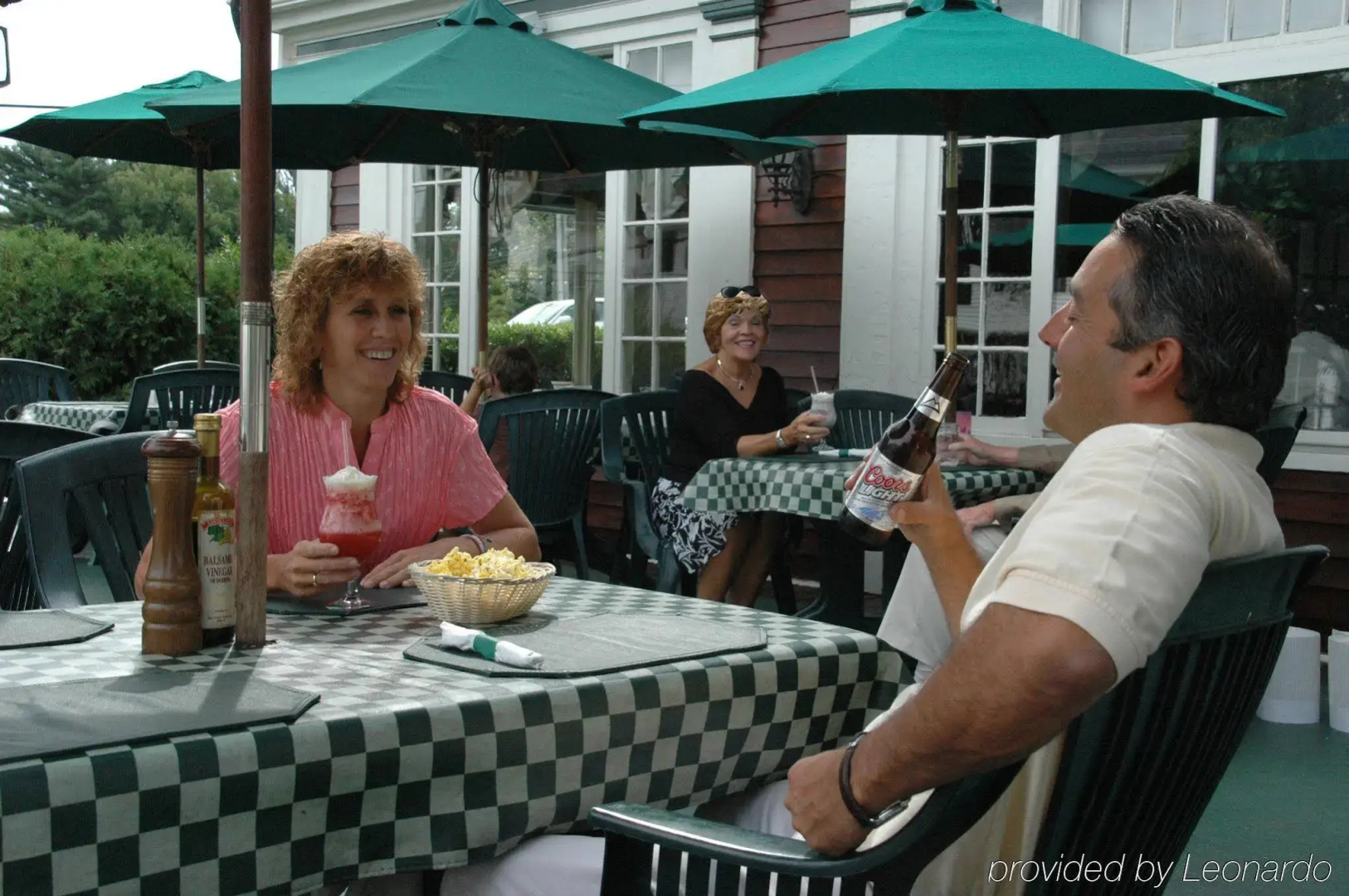 Lamie's Inn and The Old Salt Restaurant