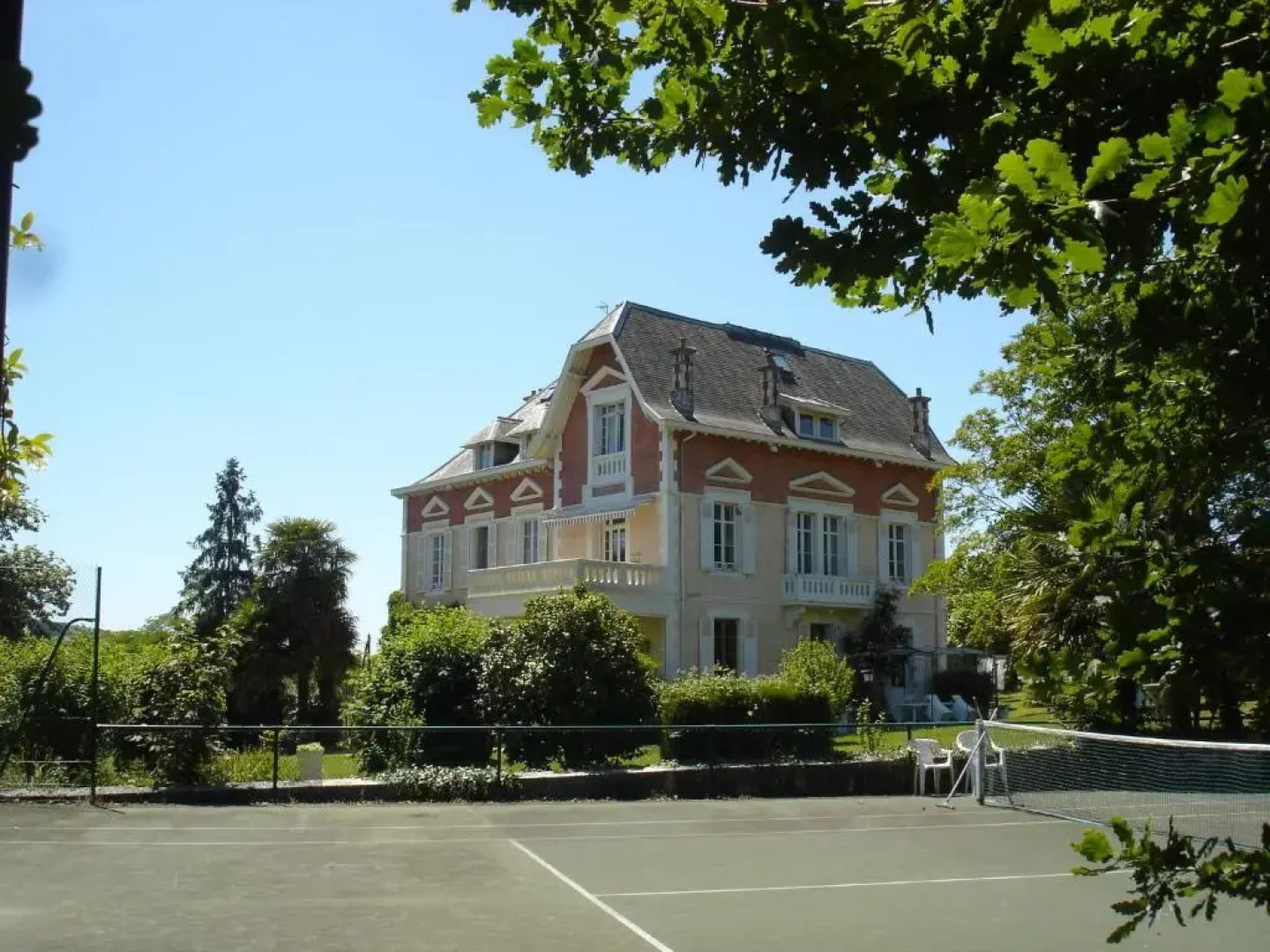 Domaine De Bassilour