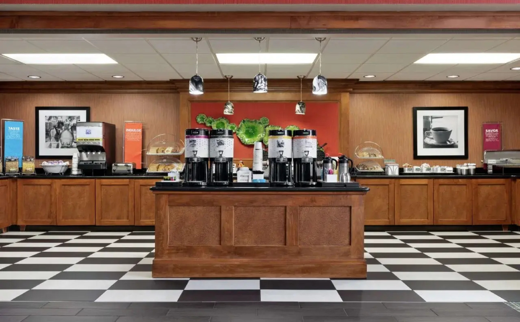 Hampton Inn & Suites Frederick-Fort Detrick