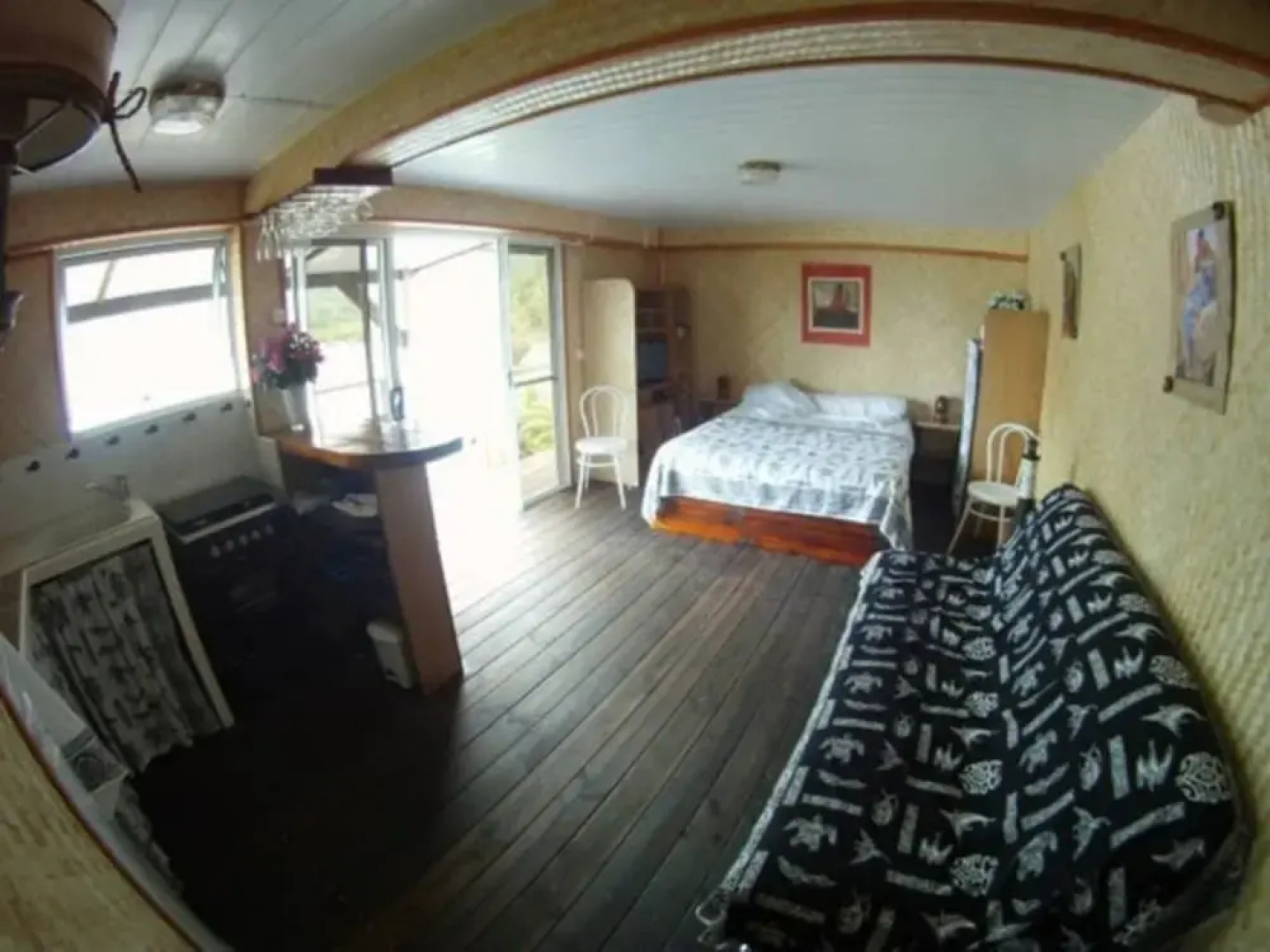 Apoomatai Bay Résidence