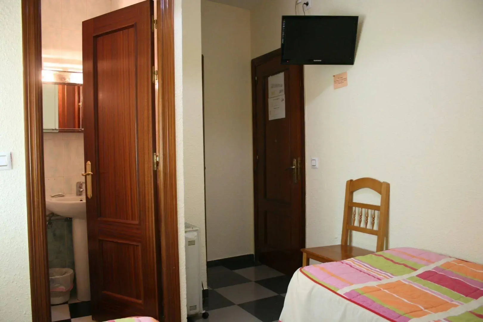 Hostal El Emigrante