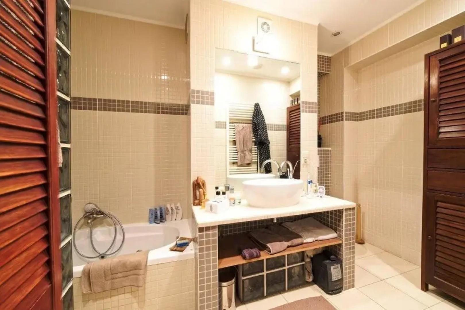 Apartment With 2 Bedrooms in Uccle, With Enclosed Garden and Wifi